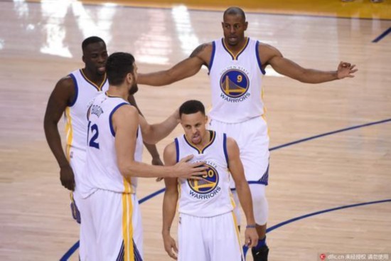 更多球迷的 更多球迷的