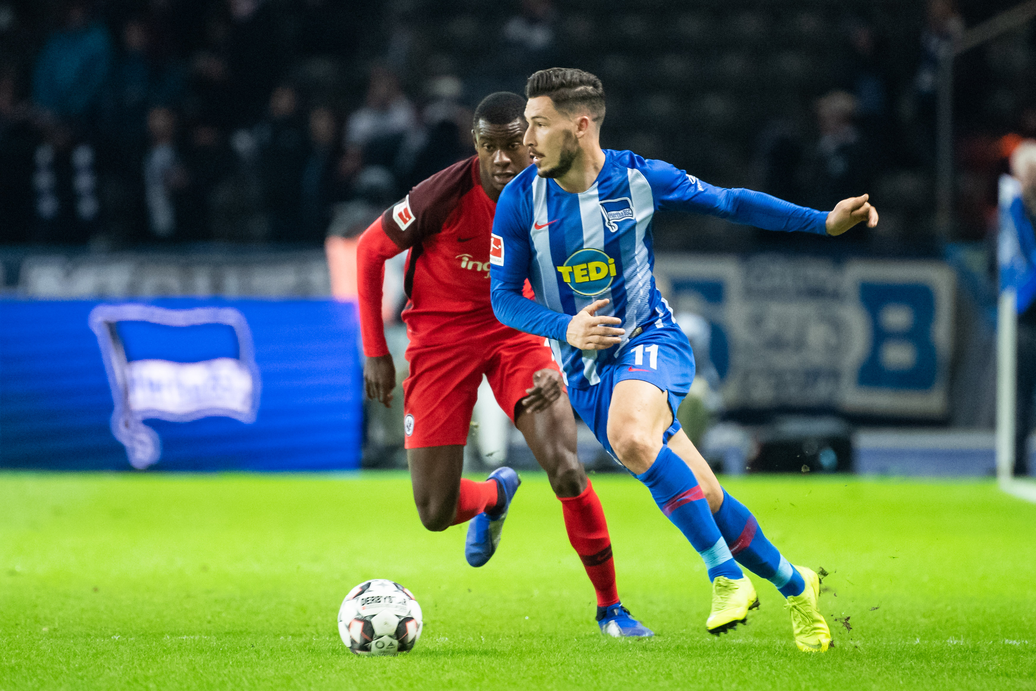 跳出自己的 跳出自己的