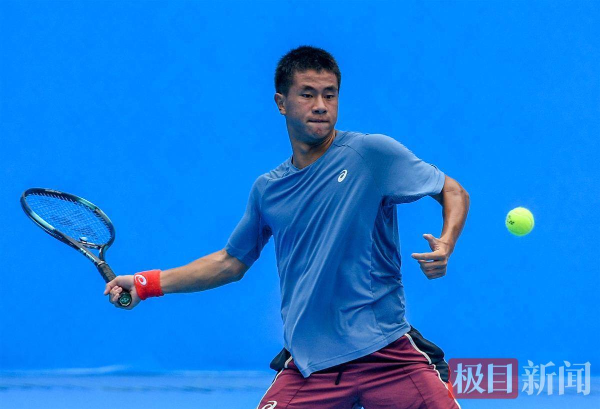 受高水平的 受高水平的