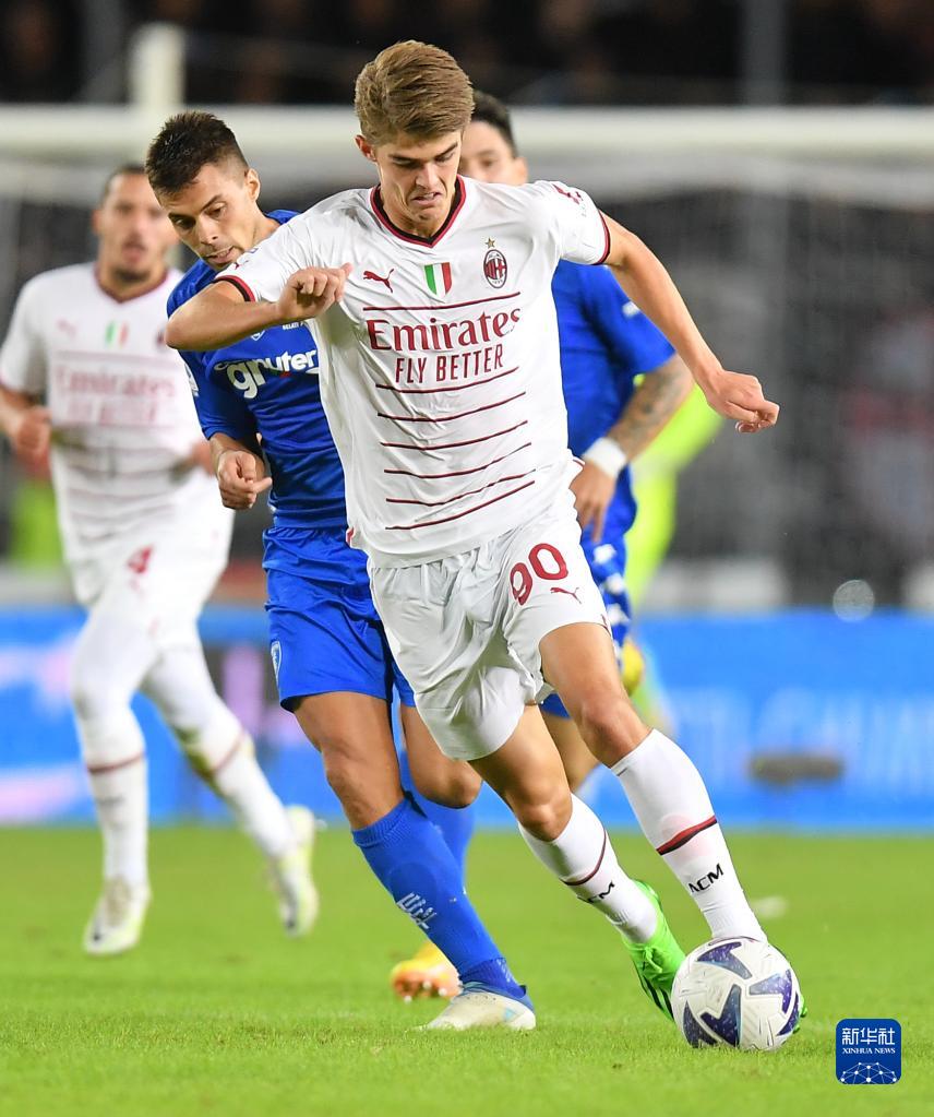 更加注重中 更加注重中