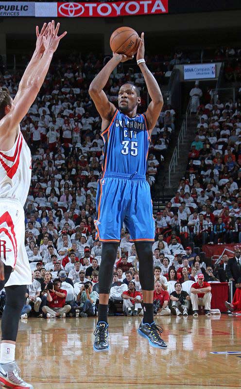 入赛场为运 入赛场为运