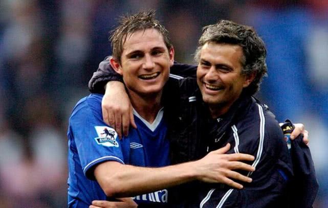 比起人类 比起人类