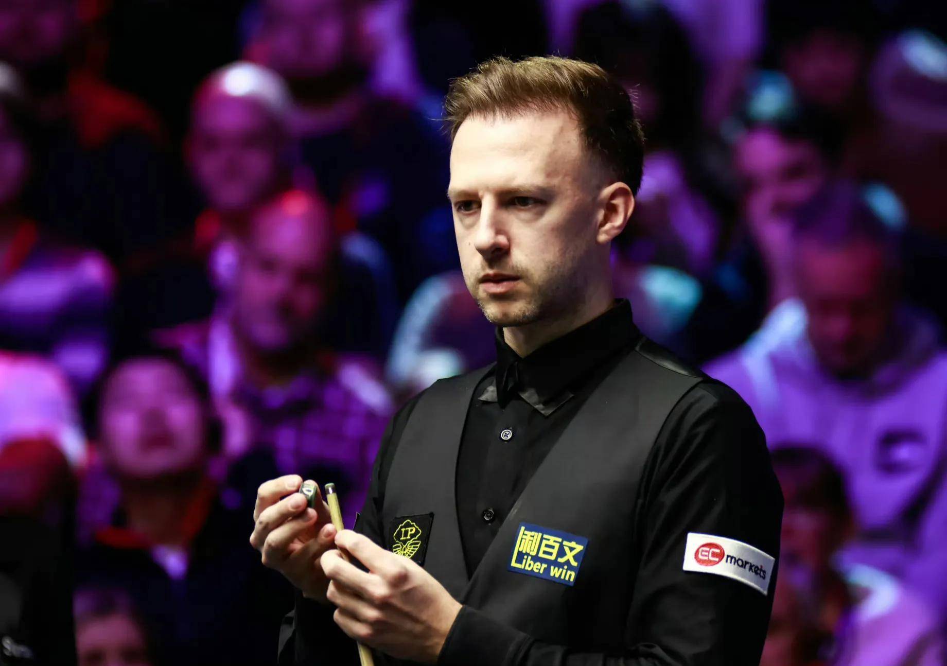 在赛场上无 在赛场上无